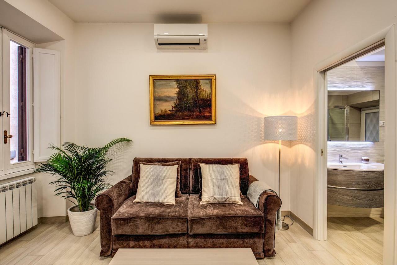 Fresh House Borghese Apartment Rome Bagian luar foto